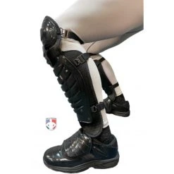 ALL-STAR Umpire Gear All-Star 17" Single Knee Umpire Shin Guards -smitty shop LP1 All Star 17 Single Knee Umpire Shin Guards Crouch