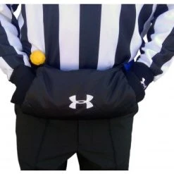 Under Armour Undeniable Handwarmer 9 Under Armour Undeniable Handwarmer -smitty shop UA WARMER WORN FRONT CLOSEUP HANDS IN