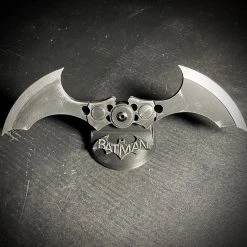 SuperheroDIY MAGNETIC Folding Batarang Arkham Knight Batman Cosplay Halloween Prop - Opens And Locks With Just A Flick Of The Wrist! -smitty shop magnetic folding batarang arkham knight batman cosplay halloween prop opens and locks with just a flick of the wrist 549473 1500x